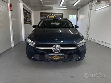 Mercedes-benz A 180 d Automatic Business