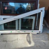 finestra PVC triangolo