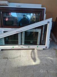 finestra PVC triangolo