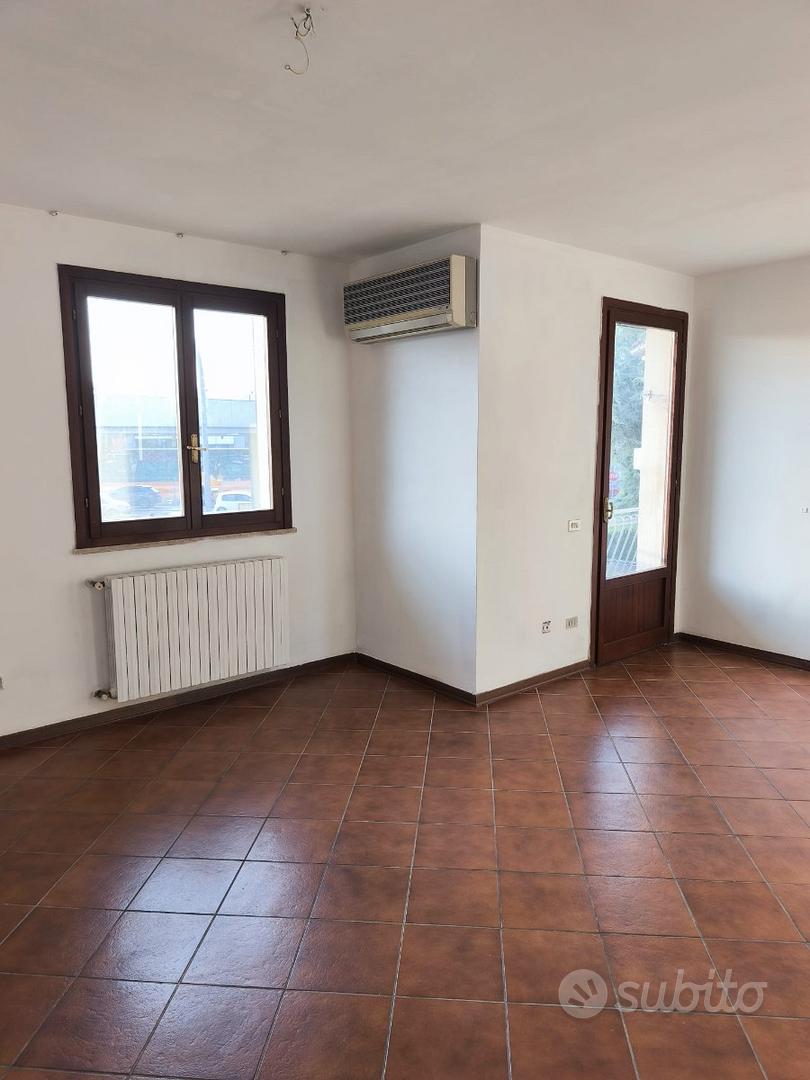 Appartamento – Lucca, Santissima Annunziata - Vista 3