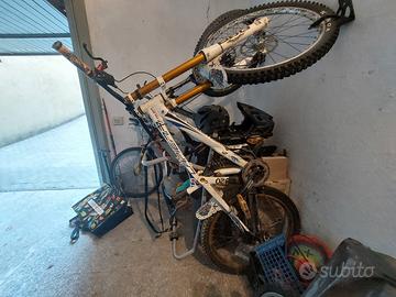 BICI DOWNHILL