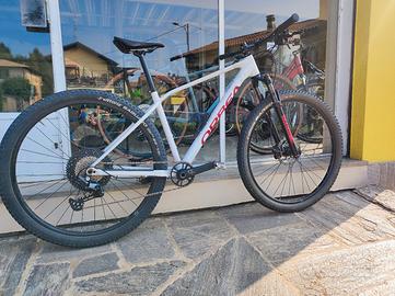 Orbea Alma in alluminio 