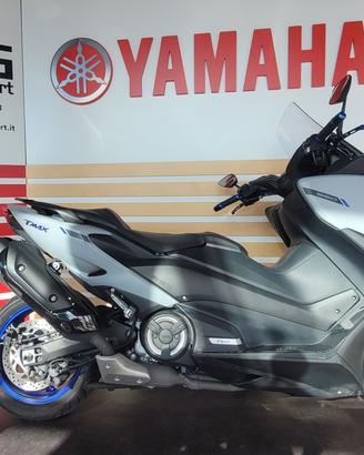 Yamaha T Max 560