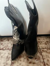 Stivali in pelle stile cowboy