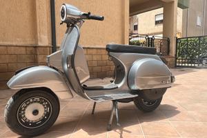 Vespa px150 arcobaleno del 1985