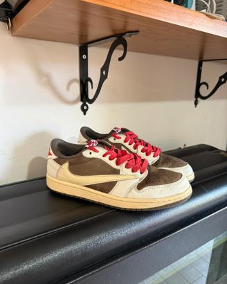 Scarpe Travis  scott jordan nike