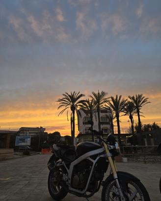 Moto 250