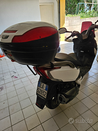 KYMCO G-dink 300i