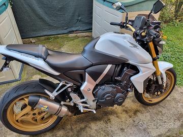 cb 1000 r