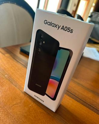 Samsung Galaxy A05s, Dual, 64GB 4GB Ram,Nero/Nuovo