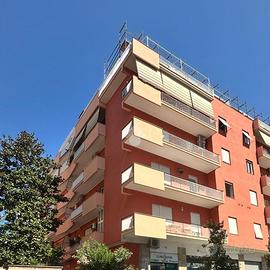 2 LOCALI A ROMA