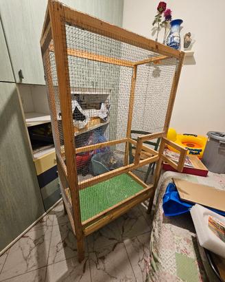 voliera fatta a mano