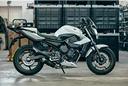 thunder-carbon-roadsitalia-yamaha-xj6-diversion