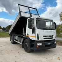 IVECO EUROCARGO 180E25 - ribaltabile trilaterale -