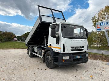 IVECO EUROCARGO 180E25 - ribaltabile trilaterale -