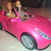 Auto Barbie + 2 Barbie