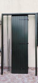 Scuro in legno per porta finestra 