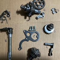 Pezzi cambio motore Honda cr 125 03 ECC