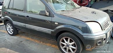 RICAMBI USATI AUTO FORD Fusion 1Â° Serie FXJA Benz
