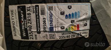 4 Gomme invernali KumhoWintercraft WP52 235/40ZR18