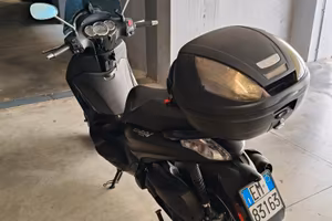 Piaggio Beverly 300 ABS-ASR Modello POLICE
