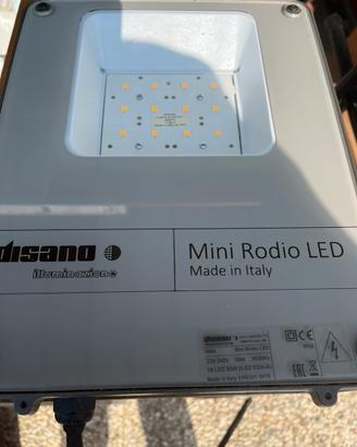 Fari a led