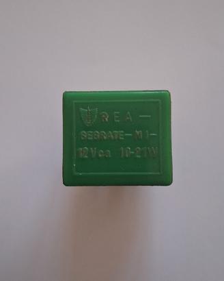 Relè per intermittenza freccie Piaggio Vespa PX 