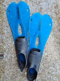 Pinne e palette da nuoto