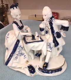 Statuetta ceramica   riproduzione Capodimonte