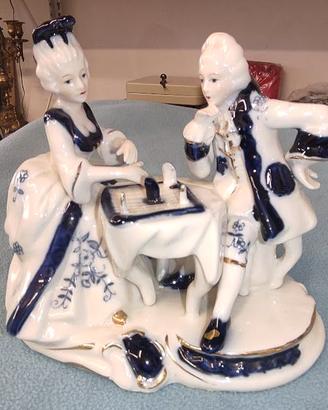 Statuetta ceramica   riproduzione Capodimonte