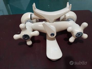 Rubinetti x vasca colorati