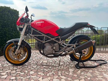 Ducati monster