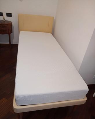 Letto singolo e materasso tempur