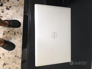 Notebook Dell P56F leggi