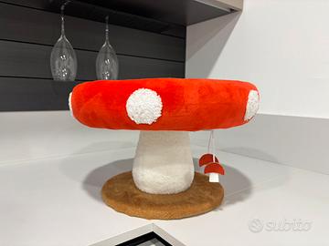 Cuccia tiragraffi a forma di funghetto per gatti