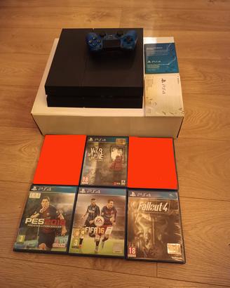PlayStation 4 Fat 1 Tera + 4 giochi 
