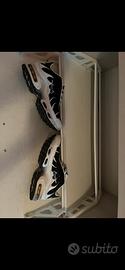 (TN) scarpe