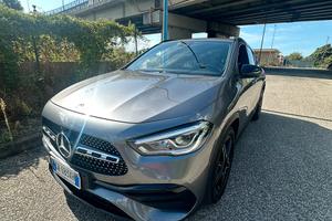 MERCEDES-BENZ GLA 200d PREMIUM AMG – 2022