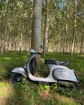 VESPA PRIMAVERA ET3