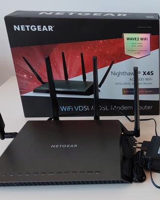 Router NETGEAR® Nighthawk D7800 da riparare
