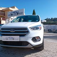 Ford Kuga 1.5 TDCI 120 CV S&S 2WD Titanium/navi/pe