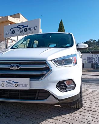 Ford Kuga 1.5 TDCI 120 CV S&S 2WD Titanium/navi/pe