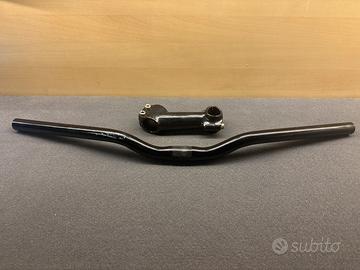 Manubrio con pipa mountain bike