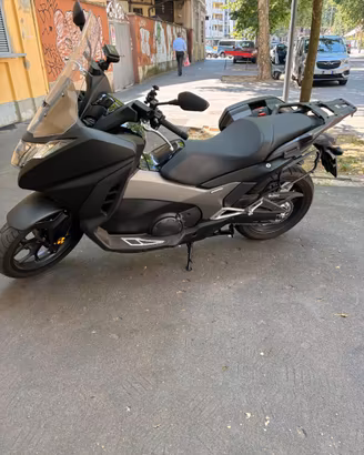 HONDA INTEGRA 750 DCT – 2019 – SOLO 11.400 KM