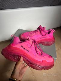 Balenciaga Triple S fucsia
