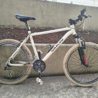 MTB front con ruote da 26