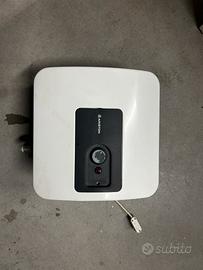 Boiler ariston 10L elettrico
