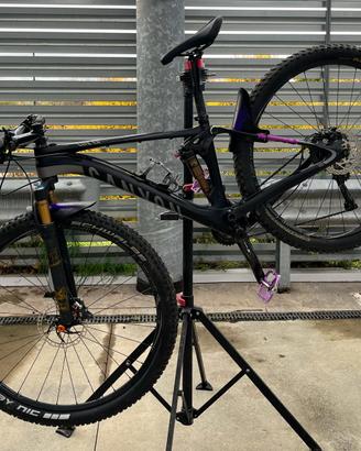 Canyon Lux MTB Full accessoriata