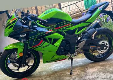 Ninjia kawasaki 125 nuova