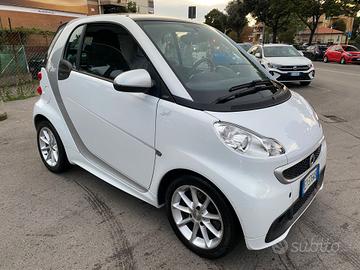 Smart ForTwo 1000 52 kW MHD coupé passion OK NEO P